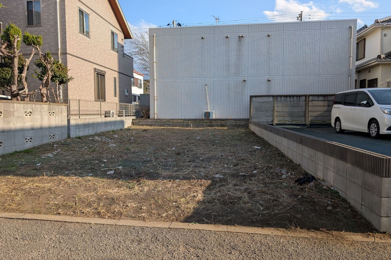 住宅地の空き地